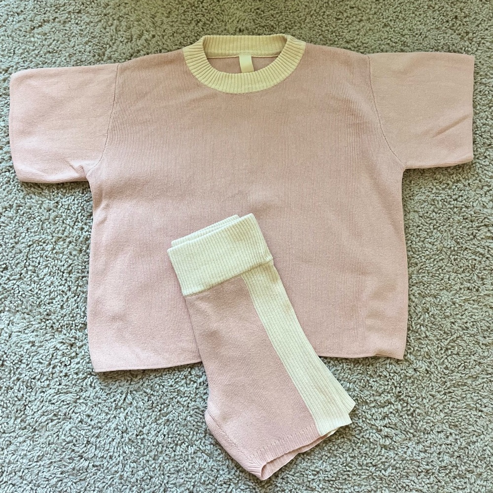 Millk 2 piece outfit 3Y